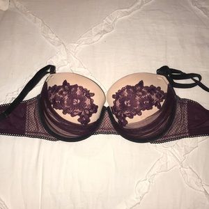VICTORIAS SECRET BALCONETTE BRA